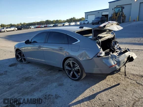 ✅ 2025 Honda Accord Sport • VIN: 1HGCY2F58SA012075 • Lot: 86897175. Wystawiony na Copart z przebiegiem 7 573 mil. Bezpłatny archiwum sprzedaży aukcyjnych z USA i szczegółowy raport historii pojazdu na DreamBid. Zdjęcie 2.