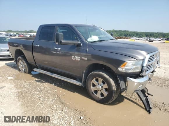 ✅ 2015 Ram 2500 Big Horn • VIN: 3C6UR5DJ4FG509916 • Lot: 60319045. Listed on Copart with 124,421 mi. Free auction sales archive from the USA and detailed vehicle history report at DreamBid. Image 4.