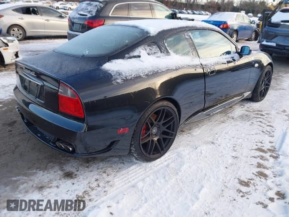 ✅ 2006 Maserati GranSport • VIN: ZAMEC38A960026922 • Lot: 41357461. Wystawiony na IAAI z przebiegiem 47 903 mil. Bezpłatny archiwum sprzedaży aukcyjnych z USA i szczegółowy raport historii pojazdu na DreamBid. Zdjęcie 4.