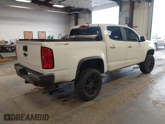 ✅ 2018 Chevrolet Colorado 4WD ZR2 • VIN: 1GCGTEENXJ1315665 • Лот: 43617466. Опубликован ранее на IAAI с пробегом 106 104 миль. Бесплатный доступ к архиву аукционных продаж из США и подробный отчёт об истории автомобиля на DreamBid. Изображение 4.