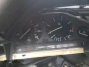 ✅ 1984 BMW 3 Series 325e • VIN: WBAAB5403E9505438 • Lot: 88057625. Listed on Copart with 31,011 mi. Free auction sales archive from the USA and detailed vehicle history report at DreamBid. Image 9.