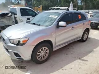 ✅ 2012 Mitsubishi Outlander ES • VIN: JA4AP3AU6CZ005877 • Lot: 70511385. Wystawiony na Copart z przebiegiem 200 693 mil. Bezpłatny archiwum sprzedaży aukcyjnych z USA i szczegółowy raport historii pojazdu na DreamBid. Zdjęcie 1.