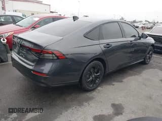 ✅ 2025 Honda Accord SE • VIN: 1HGCY1F42SA019184 • Lot: 42732073. Wystawiony na IAAI z przebiegiem 3 055 mil. Bezpłatny archiwum sprzedaży aukcyjnych z USA i szczegółowy raport historii pojazdu na DreamBid. Zdjęcie 4.