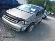 ✅ 1998 Toyota Sienna LE • VIN: 4T3ZF13C0WU052184 • Lot: 42711694. Listed on IAAI with 315,924 mi. Free auction sales archive from the USA and detailed vehicle history report at DreamBid. Image 2.