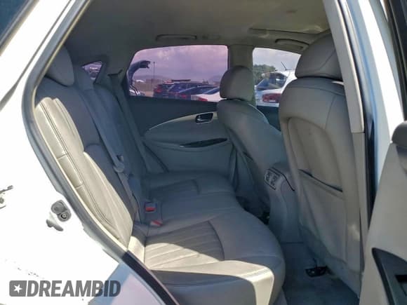 ✅ 2008 Infiniti EX Journey • VIN: JNKAJ09E08M306439 • Lot: 94390675. Wystawiony na Copart z przebiegiem 148 375 mil. Bezpłatny archiwum sprzedaży aukcyjnych z USA i szczegółowy raport historii pojazdu na DreamBid. Zdjęcie 11.