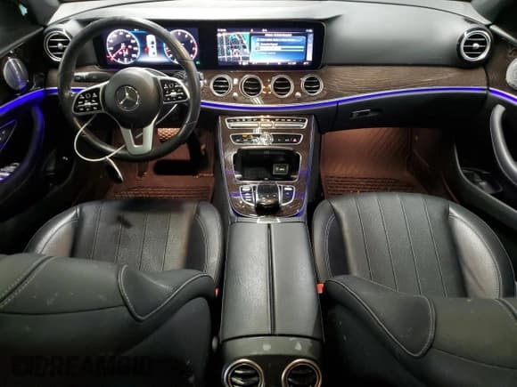 ✅ 2020 Mercedes-Benz E 450 • VIN: WDDZF6JBXLA725876 • Лот: 64807435. Опубликован ранее на Copart с пробегом 55 115 миль. Бесплатный доступ к архиву аукционных продаж из США и подробный отчёт об истории автомобиля на DreamBid. Изображение 8.