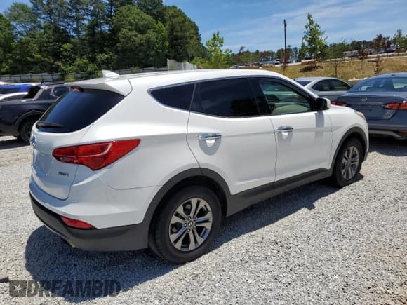 ✅ 2015 Hyundai Santa Fe • VIN: 5XYZT3LB4FG282675 • Лот: 58232364. Опубликован ранее на Copart с пробегом 166 161 миль. Бесплатный доступ к архиву аукционных продаж из США и подробный отчёт об истории автомобиля на DreamBid. Изображение 3.