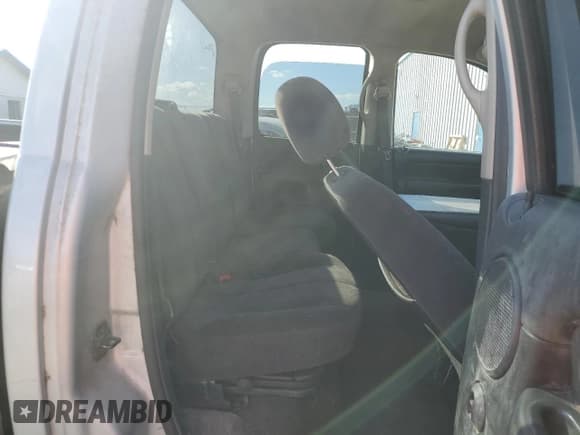 ✅ 2002 Dodge 1500 • VIN: 1D7HA18N72S678943 • Лот: 76295454. Опубликован ранее на Copart с пробегом 132 071 миль. Бесплатный доступ к архиву аукционных продаж из США и подробный отчёт об истории автомобиля на DreamBid. Изображение 11.