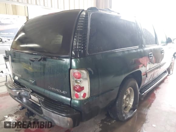 ✅ 2001 Chevrolet Suburban LS • VIN: 3GNEC16T51G247040 • Лот: 42870847. Опубликован ранее на IAAI с пробегом Не указан. Бесплатный доступ к архиву аукционных продаж из США и подробный отчёт об истории автомобиля на DreamBid. Изображение 13.