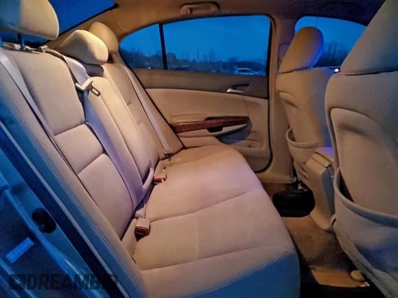 ✅ 2009 Honda Accord EX • VIN: 1HGCP26729A071508 • Lot: 94170855. Listed on Copart with 285,300 mi. Free auction sales archive from the USA and detailed vehicle history report at DreamBid. Image 10.