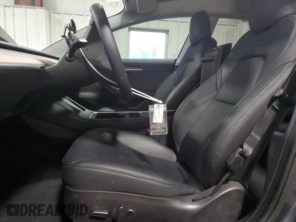 ✅ 2022 Tesla Model 3 • VIN: 5YJ3E1EA0NF331028 • Lot: 92853625. Listed on Copart with 15,584 mi. Free auction sales archive from the USA and detailed vehicle history report at DreamBid. Image 7.