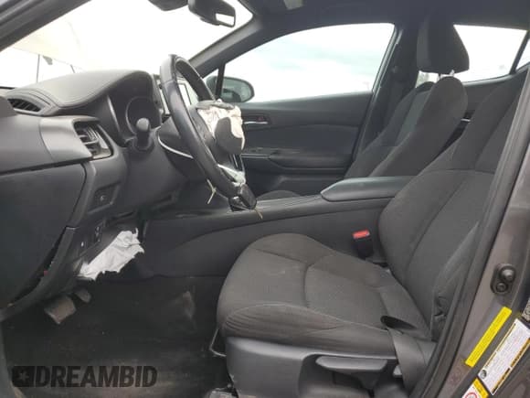 ✅ 2018 Toyota C-HR XLE • VIN: NMTKHMBX8JR060043 • Lot: 90953815. Wystawiony na Copart z przebiegiem 128 859 mil. Bezpłatny archiwum sprzedaży aukcyjnych z USA i szczegółowy raport historii pojazdu na DreamBid. Zdjęcie 7.