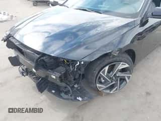 2024 Hyundai Elantra Limited with VIN KMHLN4DJ8RU119683, listed as a IAAI auction lot 43085324 with 10,515 mi miles and . Bid and sale history available at DreamBid. Image 6.