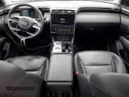 ✅ 2022 Hyundai Tucson Limited • VIN: KM8JFDA22NU035810 • Lot: 52146165. Wystawiony na Copart z przebiegiem 33 194 mil. Bezpłatny archiwum sprzedaży aukcyjnych z USA i szczegółowy raport historii pojazdu na DreamBid. Zdjęcie 8.