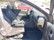 ✅ 2014 Volkswagen Jetta TDI • VIN: 3VWPL7AJ7EM600392 • Lot: 43223838. Wystawiony na IAAI z przebiegiem 134 676 mil. Bezpłatny archiwum sprzedaży aukcyjnych z USA i szczegółowy raport historii pojazdu na DreamBid. Zdjęcie 5.