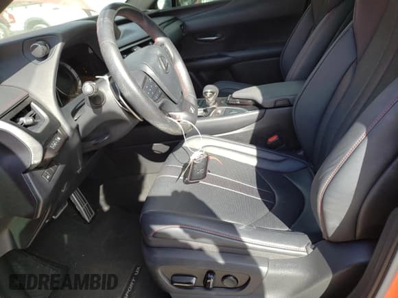 ✅ 2019 Lexus UX 200 • VIN: JTHY3JBH0K2006745 • Lot: 45038693. Listed on Copart with 26,314 mi. Free auction sales archive from the USA and detailed vehicle history report at DreamBid. Image 7.