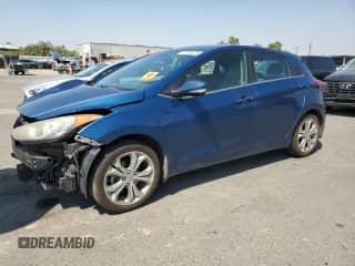 2014 Hyundai Elantra z VIN KMHD35LH5EU197069, wystawiony jako Copart lot #71190525 z przebiegiem 120 727 mil mil oraz Szkoda całkowita • Salvage title. Historia ofert i sprzedaży dostępna na DreamBid. Obrazek 1.