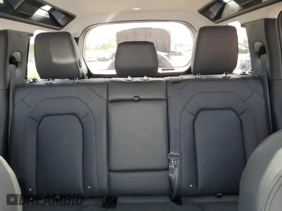 ✅ 2025 Land Rover Defender S • VIN: SALEJ7EX6S2361542 • Лот: 68718235. Опубликован ранее на Copart с пробегом 7 568 миль. Бесплатный доступ к архиву аукционных продаж из США и подробный отчёт об истории автомобиля на DreamBid. Изображение 10.