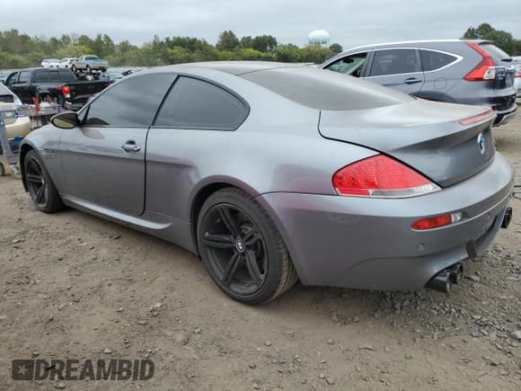 ✅ 2008 BMW 6 Series M6 • VIN: WBSEH935X8CY24522 • Лот: 72389204. Опубликован ранее на Copart с пробегом Не указан. Бесплатный доступ к архиву аукционных продаж из США и подробный отчёт об истории автомобиля на DreamBid. Изображение 2.