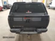 ✅ 2005 Chevrolet Colorado 1SF LS Z71 • VIN: 1GCDT136558244377 • Лот: 54439235. Опубликован ранее на Copart с пробегом 157 492 миль. Бесплатный доступ к архиву аукционных продаж из США и подробный отчёт об истории автомобиля на DreamBid. Изображение 6.