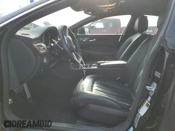 ✅ 2015 Mercedes-Benz CLS 550 • VIN: WDDLJ9BB3FA153994 • Lot: 64994444. Listed on Copart with 92,413 mi. Free auction sales archive from the USA and detailed vehicle history report at DreamBid. Image 7.