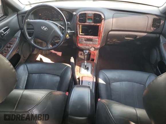 ✅ 2004 Hyundai Sonata GLS • VIN: KMHWF35H74A985594 • Lot: 65285645. Listed on Copart with 135,650 mi. Free auction sales archive from the USA and detailed vehicle history report at DreamBid. Image 8.