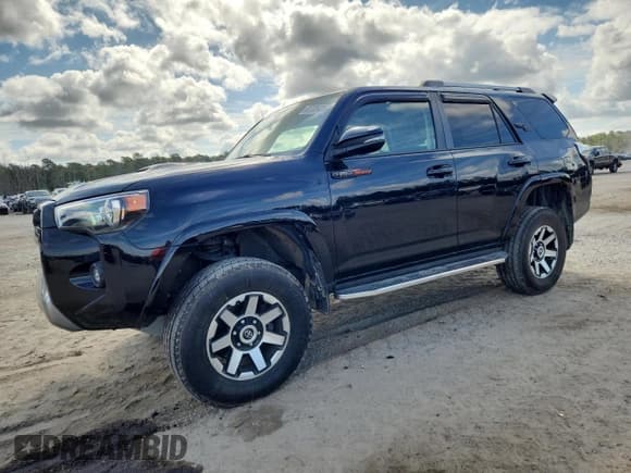 ✅ 2021 Toyota 4Runner TRD Off Road Premium • VIN: JTERU5JR7M5894640 • Lot: 82325425. Listed on Copart with 71,406 mi. Free auction sales archive from the USA and detailed vehicle history report at DreamBid. Image 1.