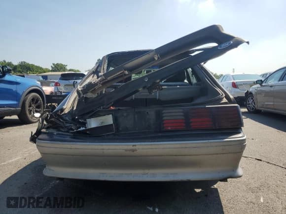 ✅ 1989 Ford Mustang GT • VIN: 1FABP42E0KF293361 • Lot: 66347415. Listed on Copart with 62,196 mi. Free auction sales archive from the USA and detailed vehicle history report at DreamBid. Image 6.