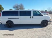 ✅ 2019 Chevrolet Express Passenger LT • VIN: 1GAZGPFG2K1272300 • Lot: 43719938. Wystawiony na IAAI z przebiegiem 230 638 mil. Bezpłatny archiwum sprzedaży aukcyjnych z USA i szczegółowy raport historii pojazdu na DreamBid. Zdjęcie 13.