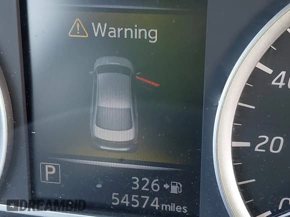 ✅ 2018 Nissan Sentra SV • VIN: 3N1AB7APXJY289059 • Lot: 42580261. Listed on IAAI with 54,574 mi. Free auction sales archive from the USA and detailed vehicle history report at DreamBid. Image 7.