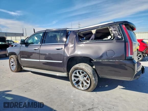 ✅ 2015 Cadillac Escalade ESV Luxury • VIN: 1GYS4SKJ1FR517207 • Lot: 90926245. Wystawiony na Copart z przebiegiem Nie podano. Bezpłatny archiwum sprzedaży aukcyjnych z USA i szczegółowy raport historii pojazdu na DreamBid. Zdjęcie 2.