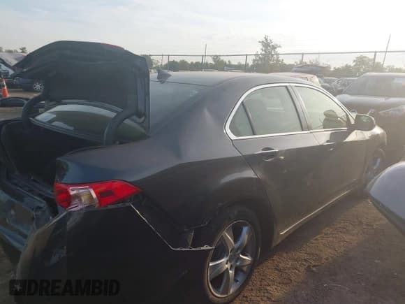 ✅ 2012 Acura TSX • VIN: JH4CU2F41CC029757 • Lot: 43224922. Listed on IAAI with 192,965 mi. Free auction sales archive from the USA and detailed vehicle history report at DreamBid. Image 4.