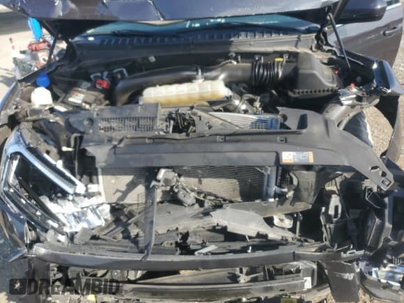 ✅ 2023 Ford Expedition XLT • VIN: 1FMJU1H83PEA59819 • Lot: 63938935. Wystawiony na Copart z przebiegiem 41 495 mil. Bezpłatny archiwum sprzedaży aukcyjnych z USA i szczegółowy raport historii pojazdu na DreamBid. Zdjęcie 12.