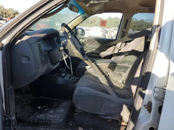 ✅ 2001 Dodge Dakota Sport • VIN: 1B7HL2AX41S256519 • Lot: 81951634. Wystawiony na Copart z przebiegiem Nie podano. Bezpłatny archiwum sprzedaży aukcyjnych z USA i szczegółowy raport historii pojazdu na DreamBid. Zdjęcie 7.