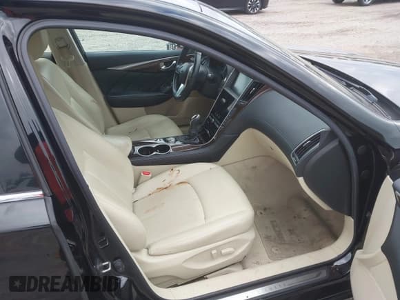 ✅ 2019 Infiniti Q50 Luxe • VIN: JN1EV7AR1KM553798 • Lot: 43673507. Listed on IAAI with 105,444 mi. Free auction sales archive from the USA and detailed vehicle history report at DreamBid. Image 5.