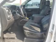 ✅ 2019 GMC Sierra 1500 SLT • VIN: 3GTU9DED4KG161766 • Lot: 66955295. Wystawiony na Copart z przebiegiem 131 303 mil. Bezpłatny archiwum sprzedaży aukcyjnych z USA i szczegółowy raport historii pojazdu na DreamBid. Zdjęcie 7.