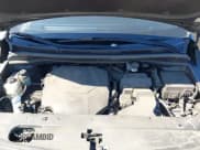 ✅ 2020 Kia Sedona LX • VIN: KNDMB5C18L6653478 • Lot: 43369104. Wystawiony na IAAI z przebiegiem 92 248 mil. Bezpłatny archiwum sprzedaży aukcyjnych z USA i szczegółowy raport historii pojazdu na DreamBid. Zdjęcie 10.