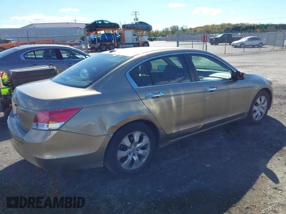 ✅ 2008 Honda Accord EX-L • VIN: 1HGCP26858A149500 • Lot: 43491467. Wystawiony na IAAI z przebiegiem 134 028 mil. Bezpłatny archiwum sprzedaży aukcyjnych z USA i szczegółowy raport historii pojazdu na DreamBid. Zdjęcie 4.