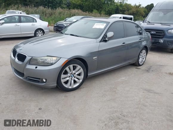 ✅ 2011 BMW 3 Series 335i xDrive • VIN: WBAPL5C51BA918909 • Лот: 43337980. Опубликован ранее на IAAI с пробегом 156 811 миль. Бесплатный доступ к архиву аукционных продаж из США и подробный отчёт об истории автомобиля на DreamBid. Изображение 2.