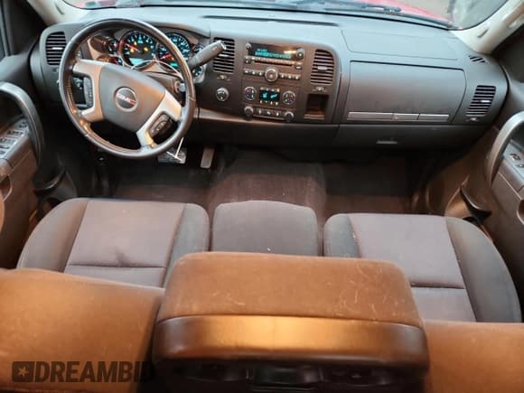 ✅ 2012 GMC Sierra 1500 SLE • VIN: 1GTR2VE73CZ172849 • Lot: 90272785. Wystawiony na Copart z przebiegiem 105 209 mil. Bezpłatny archiwum sprzedaży aukcyjnych z USA i szczegółowy raport historii pojazdu na DreamBid. Zdjęcie 8.