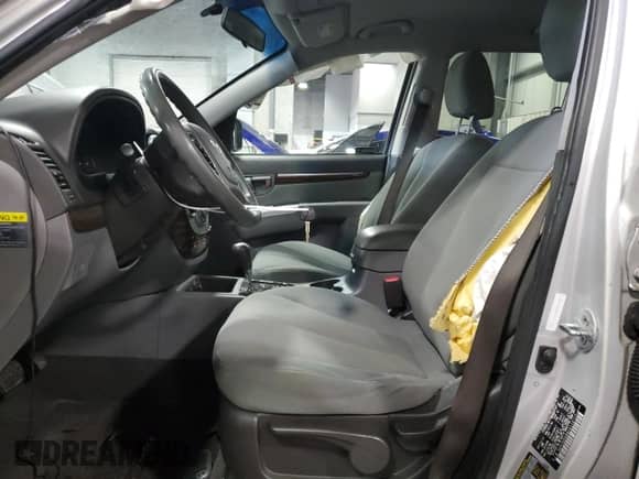 2012 Hyundai Santa Fe GLS with VIN 5XYZGDAB8CG119715, listed as a Copart auction lot 61458234 with 140,378 mi miles and Salvage title. Bid and sale history available at DreamBid. Image 7.