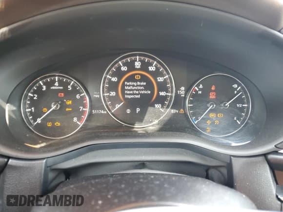 ✅ 2023 Mazda CX-30 Premium • VIN: 3MVDMBDY2PM503035 • Lot: 80368565. Wystawiony na Copart z przebiegiem 51 174 mil. Bezpłatny archiwum sprzedaży aukcyjnych z USA i szczegółowy raport historii pojazdu na DreamBid. Zdjęcie 9.