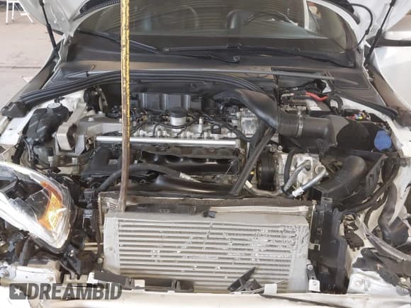 ✅ 2015 Volvo S60 T6 R-Design Platinum • VIN: YV1902THXF2313472 • Lot: 41454201. Wystawiony na IAAI z przebiegiem 64 106 mil. Bezpłatny archiwum sprzedaży aukcyjnych z USA i szczegółowy raport historii pojazdu na DreamBid. Zdjęcie 10.