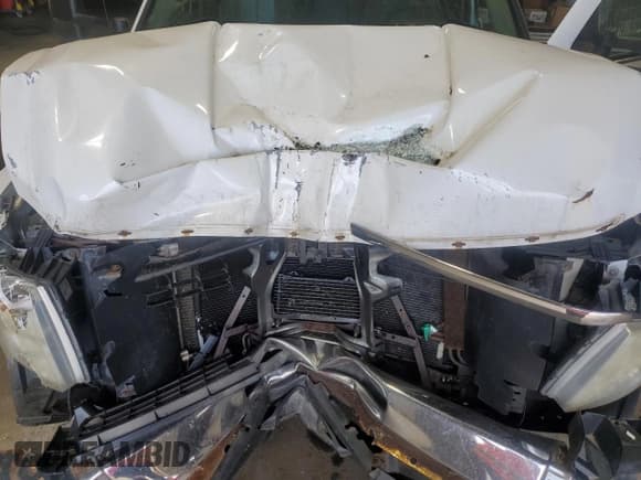 ✅ 2008 Chevrolet Silverado 1500 • VIN: 1GBJC33K48F175665 • Лот: 59660715. Опубликован ранее на Copart с пробегом 121 849 миль. Бесплатный доступ к архиву аукционных продаж из США и подробный отчёт об истории автомобиля на DreamBid. Изображение 11.