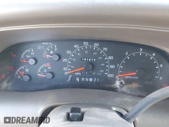 ✅ 2000 Ford Excursion Limited • VIN: 1FMNU42S5YED53957 • Lot: 42007784. Wystawiony na IAAI z przebiegiem 181 876 mil. Bezpłatny archiwum sprzedaży aukcyjnych z USA i szczegółowy raport historii pojazdu na DreamBid. Zdjęcie 7.