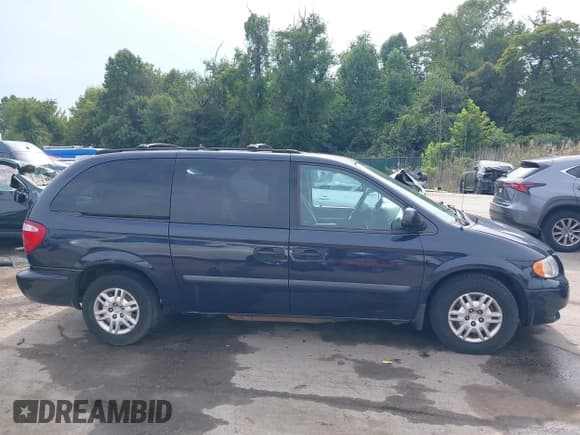 ✅ 2005 Dodge Caravan SE • VIN: 1D4GP24R35B391965 • Lot: 43308146. Wystawiony na IAAI z przebiegiem 237 734 mil. Bezpłatny archiwum sprzedaży aukcyjnych z USA i szczegółowy raport historii pojazdu na DreamBid. Zdjęcie 13.