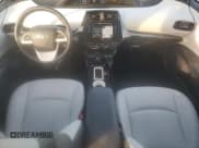 ✅ 2017 Toyota Prius Three Touring • VIN: JTDKARFU5H3036233 • Lot: 92828935. Listed on Copart with 43,228 mi. Free auction sales archive from the USA and detailed vehicle history report at DreamBid. Image 8.