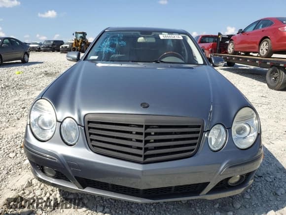 ✅ 2009 Mercedes-Benz E 320 • VIN: WDBUF22X79B373087 • Lot: 68605214. Wystawiony na Copart z przebiegiem 195 757 mil. Bezpłatny archiwum sprzedaży aukcyjnych z USA i szczegółowy raport historii pojazdu na DreamBid. Zdjęcie 5.