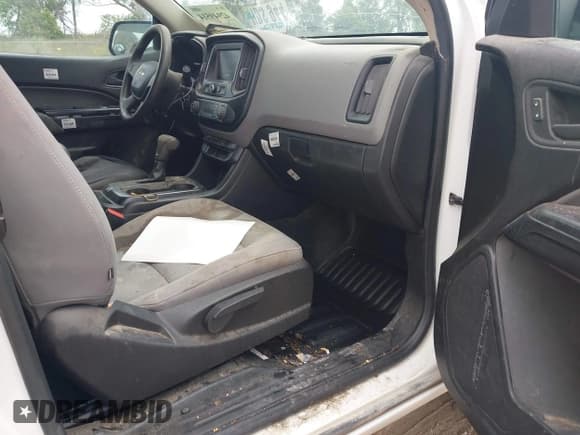 ✅ 2018 Chevrolet Colorado 2WD Work Truck • VIN: 1GCHSBEA8J1270650 • Lot: 42949514. Listed on IAAI with 198,708 mi. Free auction sales archive from the USA and detailed vehicle history report at DreamBid. Image 5.