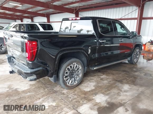 ✅ 2023 GMC Sierra 1500 Denali Ultimate • VIN: 1GTUUHEL2PZ182300 • Лот: 41498730. Опубликован ранее на IAAI с пробегом 24 389 миль. Бесплатный доступ к архиву аукционных продаж из США и подробный отчёт об истории автомобиля на DreamBid. Изображение 4.
